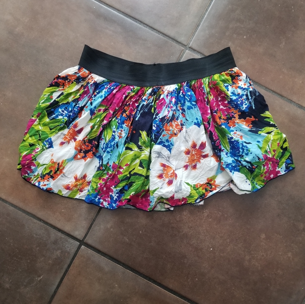 Delia's Retro Floral Print Mini Skirt Size M EUC